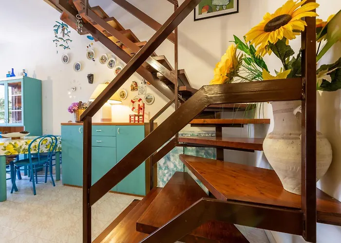 Lelu' Дом отдыха *